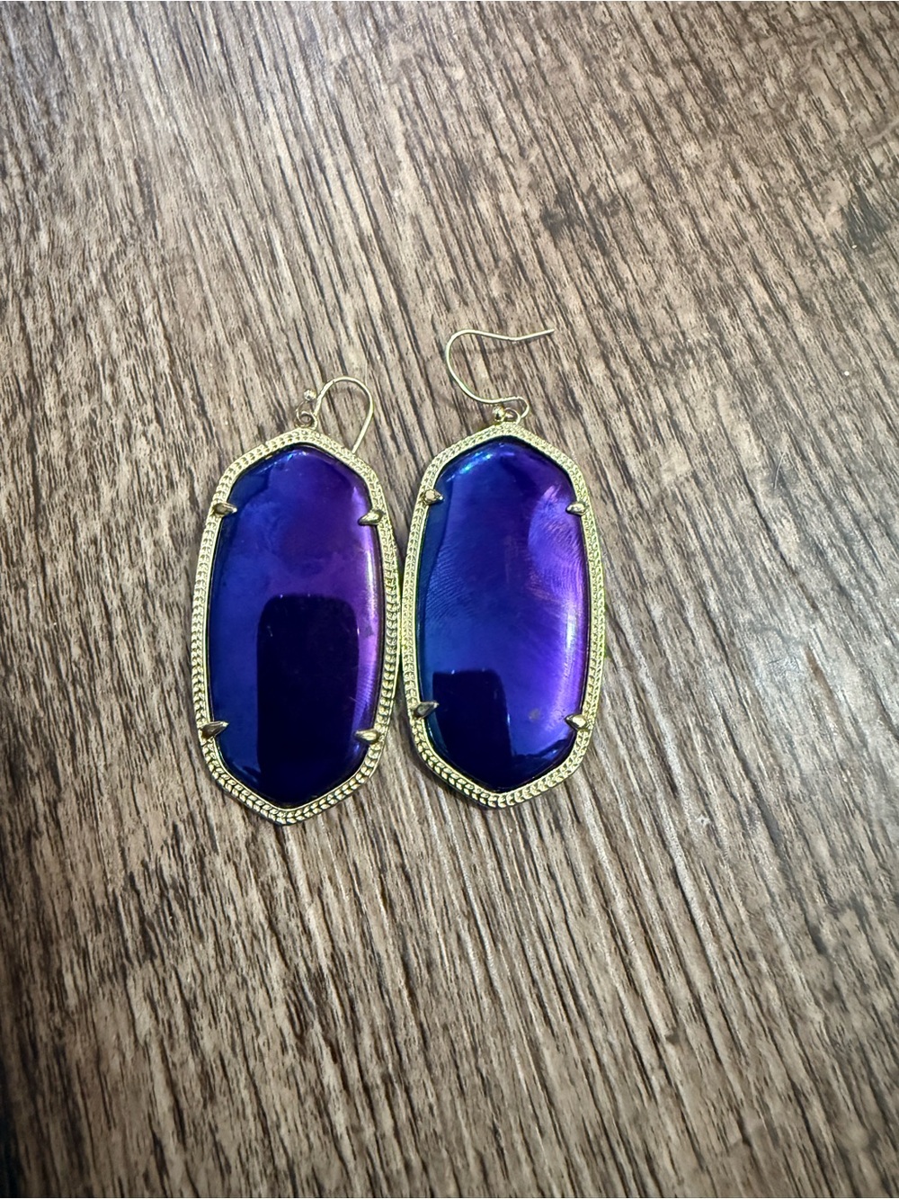 Kendra Scott purple iridescent earrings